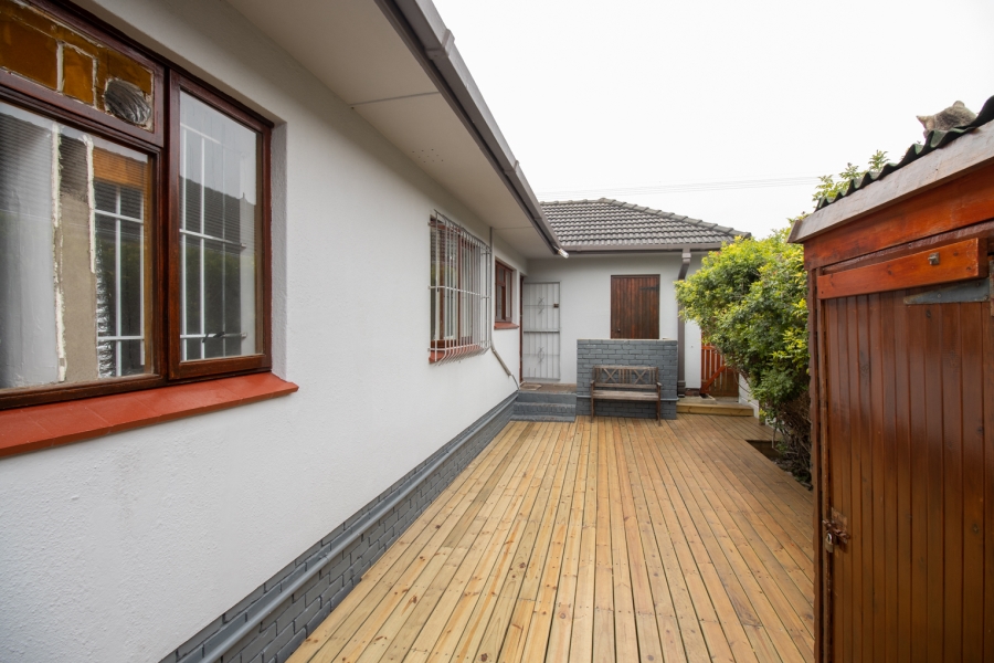 4 Bedroom Property for Sale in Fish Hoek Western Cape